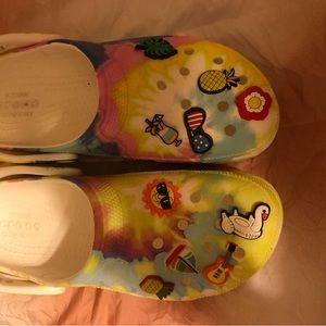 Crocs